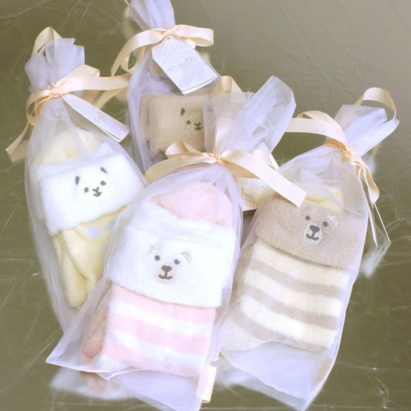 おやすみカカトケア ふわもこソックス 靴下 1足 カカト裏保湿ジェル付き ネコポス可の通販はau Pay マーケット Re Black レブラック ダンス 黒い服専門店