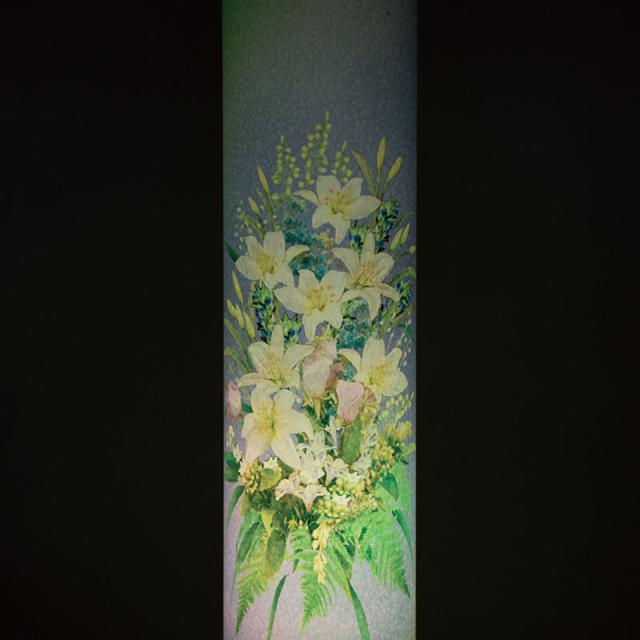 盆提灯 インテリア提灯 モダン行灯 お盆 新盆 初盆 御供  虹 M ブーケ 百合 レインボーLED付 YT-444