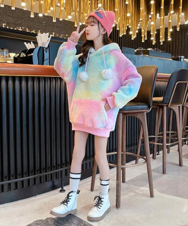 キッズ 子供服 女の子 ジュニア パーカー プルオーバー レインボーカラー もこもこ トップス カジュアル セーター 暖かい 秋 冬 ダンス の通販はau Pay マーケット エルネフジャパン