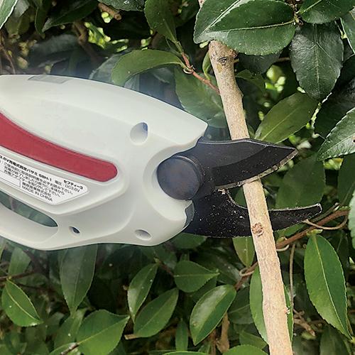 藤原産業 セフティー3 充電式剪定バサミ SBH-1_4