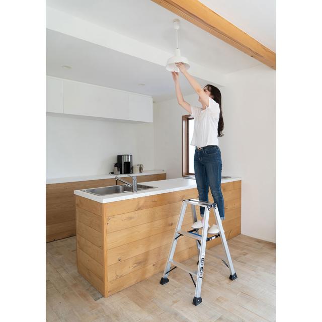 【メーカー直送】ピカコーポレイション アルミ軽量専用脚立 90cm LM-90_2