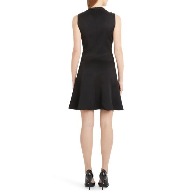 ヴェルサーチ Versace レディース ワンピース ワンピース ドレス Safety Pin A Line Dress Blackの通販はau Pay マーケット フェルマート