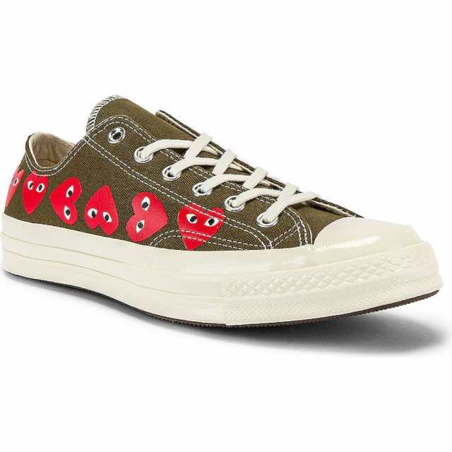 comme des garcons play emblem low top sneaker