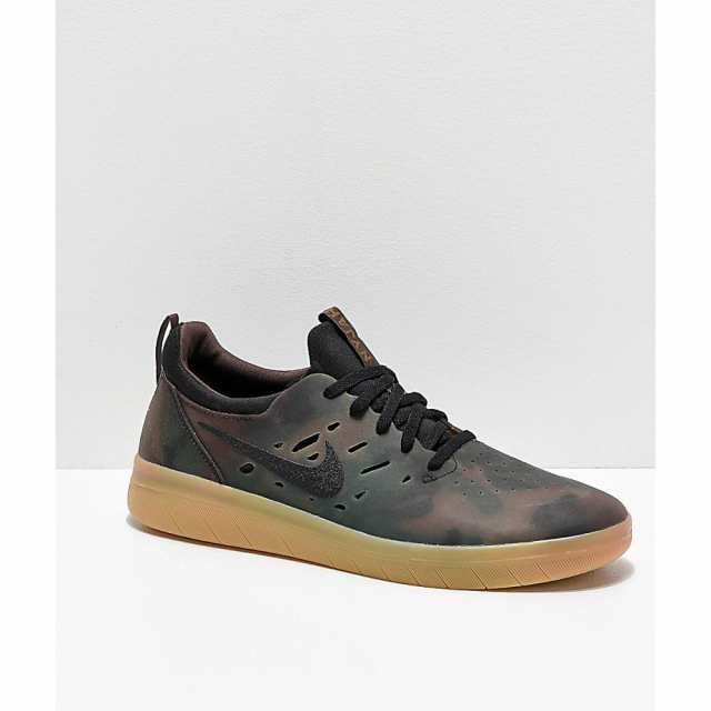 靴 Nike SB Nyjah Free Camo and Gum 