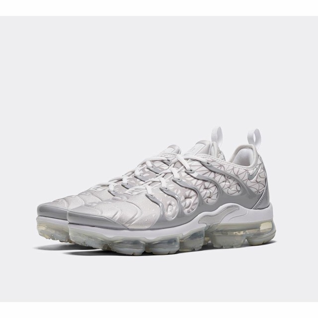 vapormax white metallic silver