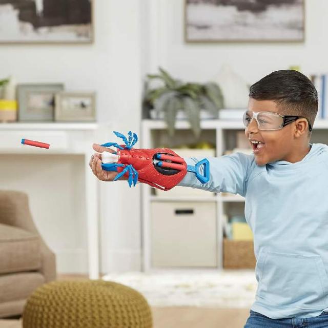 ナーフ マーベル スパイダーマン メック ストライク メカサウルス アラクノ ブラジャーはやりっ子 F6677 並行輸入品 【 ハズブロ マーベル ダーツ火器 ダーツ 人となり作目 なりきり作目 手あそび ナーフブラスター 蜘蛛 くも 】