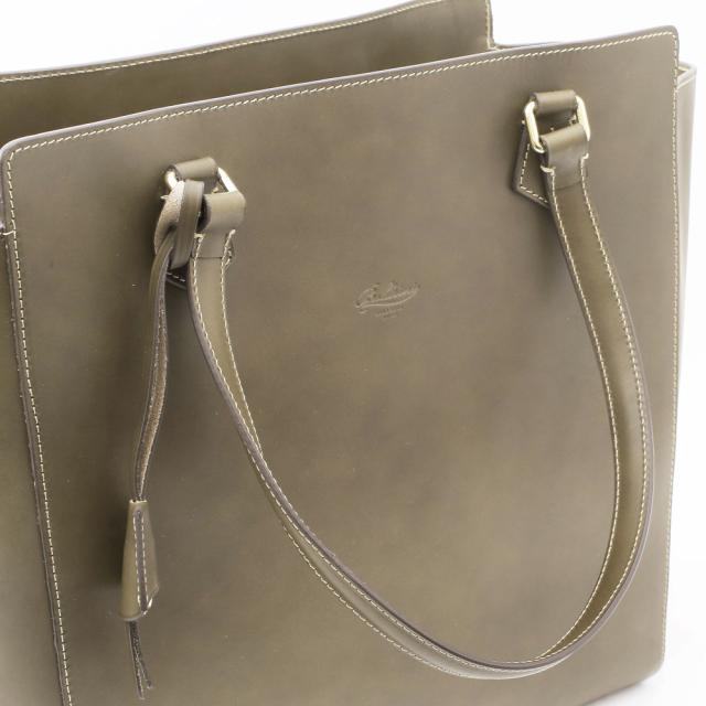 トートバッグ レザーブ ハンドバッグ bag ユニセックスカバン カーフレザー オリーブ色 鞄 カバン_2