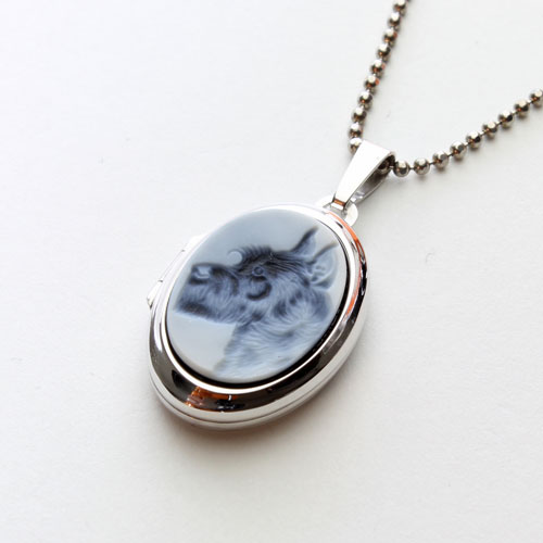 【ドイツ MERZ社】  シルバー （メノウカメオ） ロケットペンダント テリア　犬　SV925の通販は