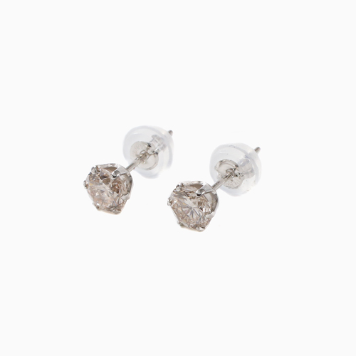 プラチナ ダイヤモンド ピアス （Pt900・ダイヤ0.7ct）鑑別カード付