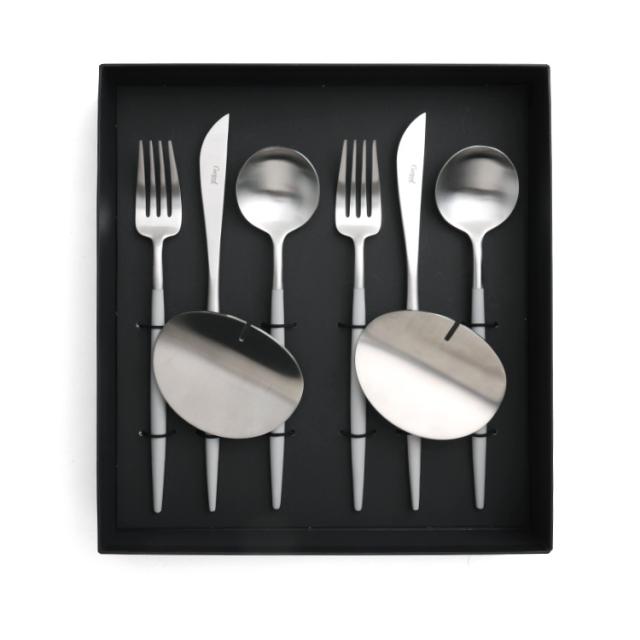クチポール ゴア ライトグレー ディナーセット（ナイフ・フォーク・スプーン） + カトラリーレスト 8点セット ギフトボックス入り Cutipol GOA 正規販売代理店 カトラリー ナイフレスト 箸置き 化粧箱付 結婚祝い プレゼント 贈り物 ギフトセット 食器セット agesugi_snkの通販は