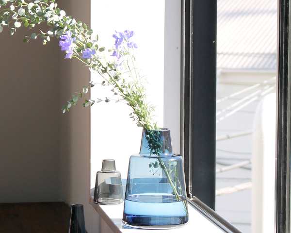 ホルムガード フローラ ベース 24cm ショート ブルー Holmegaard Flora Vase 花瓶 マウスブロウ 手の通販はau Pay マーケット Ideale イデール