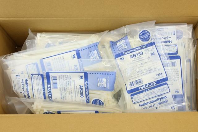 【送料無料】未使用品 ヘラマンタイトン インシュロック 白キット 1ケース複数セット 北海道・沖縄・離島 配送不可 B3C_1
