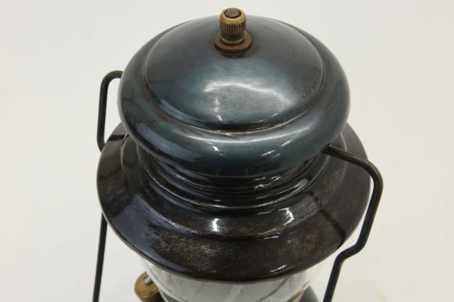 【送料無料】コールマン Coleman ランタン 200A ビンテージ 1957年 9月製 おまけ付き アウトドア キャンプ用品 沖縄・離島 配送不可 C3C_9