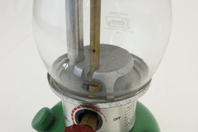 【送料無料】美品 コールマン Coleman ランタン 200B 1997年3月製 グリーン アウトドア キャンプ用品 沖縄・離島 配送不可 C3C_6