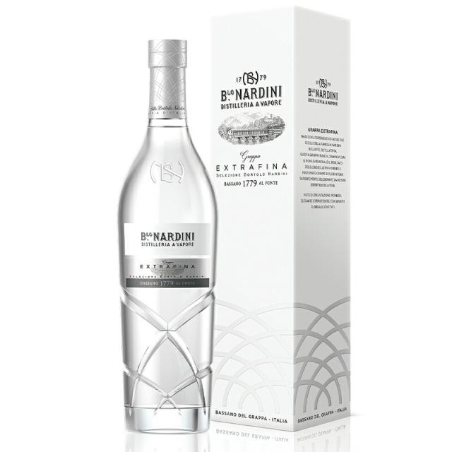 蒸留酒 グラッパ Nardini ナルディーニ エクストラフィーナ 紙箱入り グラッパ 700ml 【正規輸入品】 ※沖縄・離島は別途送料 6,340円