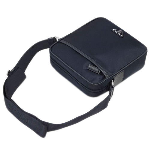 プラダ バッグ 2vh143 Prada メンズ ショルダーバッグ Tessuto Saffian ナイロン カーフ ネイビー 三角プレート アウトレットの通販はau Pay マーケット 買付道 Jjブランド専科