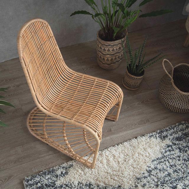 チェア ラタンチェア ラタン 籐 スチール 1脚 ナチュラル ベージュ 約 W 49cm D 69cm H 90cm 座面高 40cm 椅子 ダイニングチェア ラウンジチェア ロッキングチェア 一人用 オブジェ 店舗 家具 おしゃれ リゾート モダン アジアン 家具 バリ島 [13957]