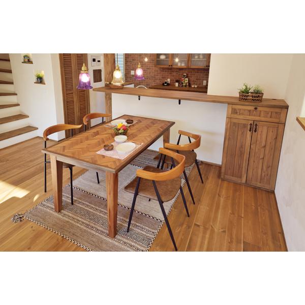 ダイニングテーブル 4人掛け 幅150cm 天然木 ヘリンボーン柄 組立品 テーブル 食卓 木製 西海岸 北欧 おしゃれ ヴィンテージの通販はau Pay マーケット Elements