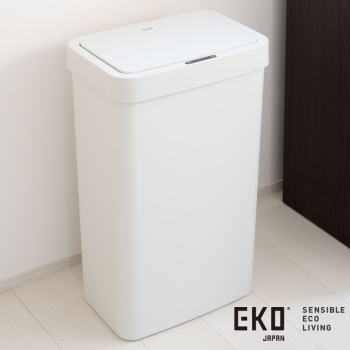 EKO ゴミ箱 ダストボックス センサー式 電池式 自動開閉 センサービン ごみ箱 50リットル 大容量 角型 フタ付き ふた付き 蓋付き プラスチック製 縦型 ハナセンサービン50L EK6226P-50L-WH ホワイト