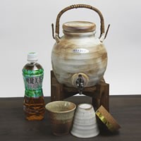 陶器 丸型ハケメ焼酎サーバー サーバー サーバー 焼酎サーバー ギフトにも最適 信楽焼 おしゃれ 和風【手作り】