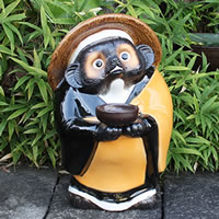 お坊さん狸 たぬき 置物 名入れ  鉄鉢  縁起物 信楽焼 おしゃれ 和風 陶器 【手作り】の通販は 43,560円