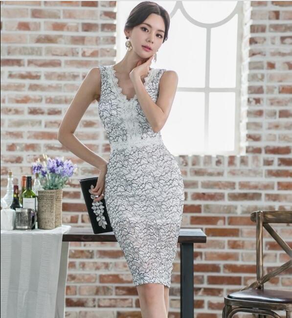 お出かけ ママ パーティー 韓国風 細身 激安 旅行 タイトワンピース 少女 Vネック Aライン ノースリーブレースワンピ パーティードレス の通販はau Pay マーケット エルアールショップ