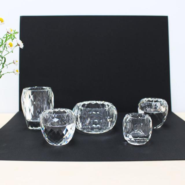 【 仏具セット 】 【 クリスタル仏具 カット 仏具5点セット 】 ラウンドカット 香炉 花立 燭台 茶湯器 仏器 仏壇 仏具 モダン仏具 供