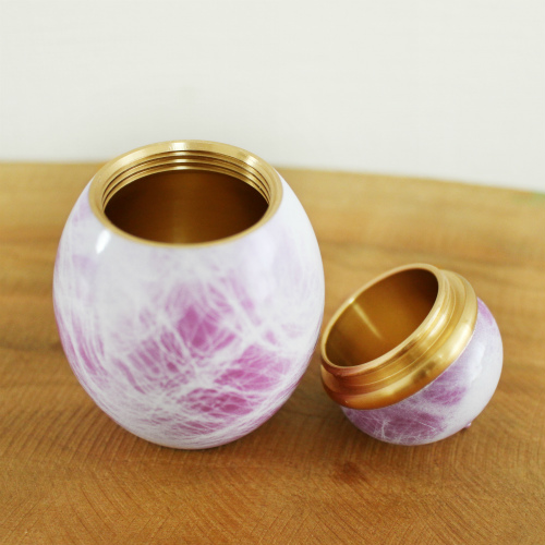 手元供養 ミニ骨壷 手元供養 心 菫 仏具 モダン仏具 骨壷 骨壺 遺骨入れ 遺灰 遺髪 形見入れなどにも 供養の通販はau Pay マーケット メモリアル工房 響