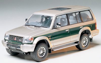 タミヤ 1/24 パジェロ Sエクシード (１／２４ スポーツカー:24115)(中古品)
