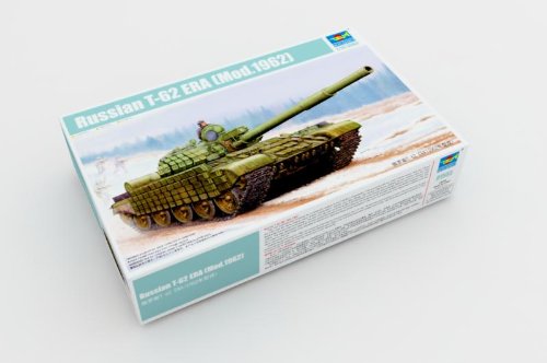 トランペッター 1/35 ソビエト軍 T-62 ERA 主力戦車 1962 プラモデル(中古品)