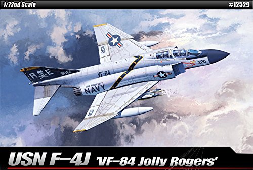 1/72 USN F-4J VF-84 Jolly Rogers MCP #12529 Academy Hobby Kits