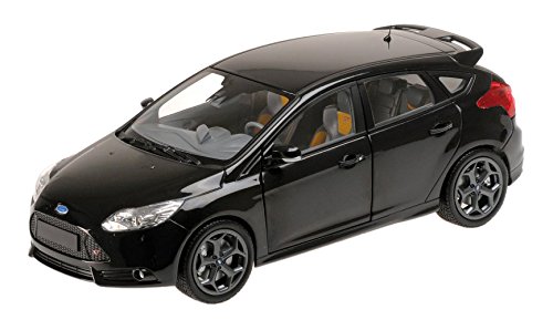 PMA 1/18 フォード フォーカス ST 2011 ブラックメタリック 完成品(未使用品)の通販は 31,581円