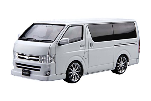 青島文化教材社 1/24 ザ・チューンドカー boxystyle TRH200V ハイエース ス(未使用品)