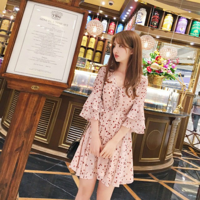 花柄フリルミニワンピース ピンク 春夏 通学 ビーチ 海 プール 女子会 ランチ の通販はau Pay マーケット お取り寄せドレスのアルトリアaupayマーケット店