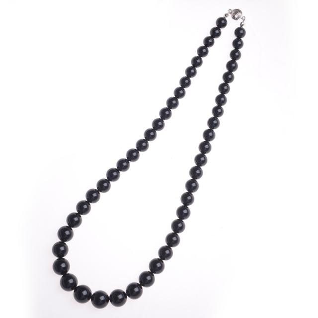 8-12mmジェットネックレス 18インチ マグネットクラスプ 黒琥珀 モーニングジュエリー 天然ジェット