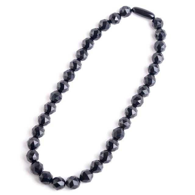 ジェット12mmネックレス 日本製 ミラーカット ファセットカット 切子 天然ジェット 多面体 水牛角クラスプ_1
