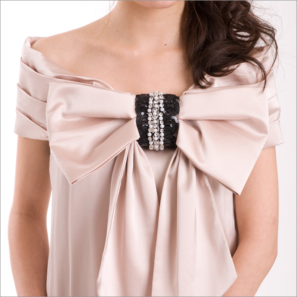 ビックリボンサテンパーティードレスAラインオフショルダー の通販はau