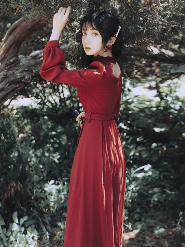 ワンピース ロングワンピース 春 マキシ丈 ロング丈 レッド 赤 ウエストマーク ハイウエスト 長袖 レトロ ヴィンテージ風 レトロ古着ワンの通販はau Pay マーケット Dress Box