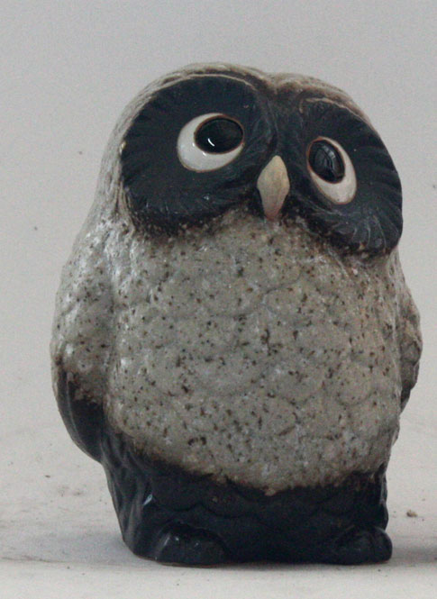 ふくろう（古信楽）6.5号 信楽焼　陶器　置物　梟 フクロウ 縁起物 ギフト 彩り屋の通販は 5,789円