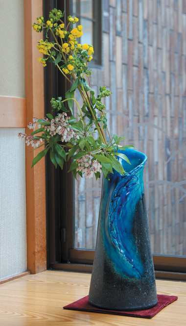 信楽焼 花瓶 花入れ 山水 高さ３９cm-