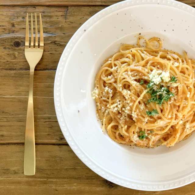 パスタ皿 23cm ドット サラダプレート 白い器 食器 皿 お皿 大皿 カレー皿 サラダ皿 おしゃれ お皿 皿 プレート オシャレ 陶器 日本製  洋の通販はau PAY マーケット - 窯元 ロングアイランド