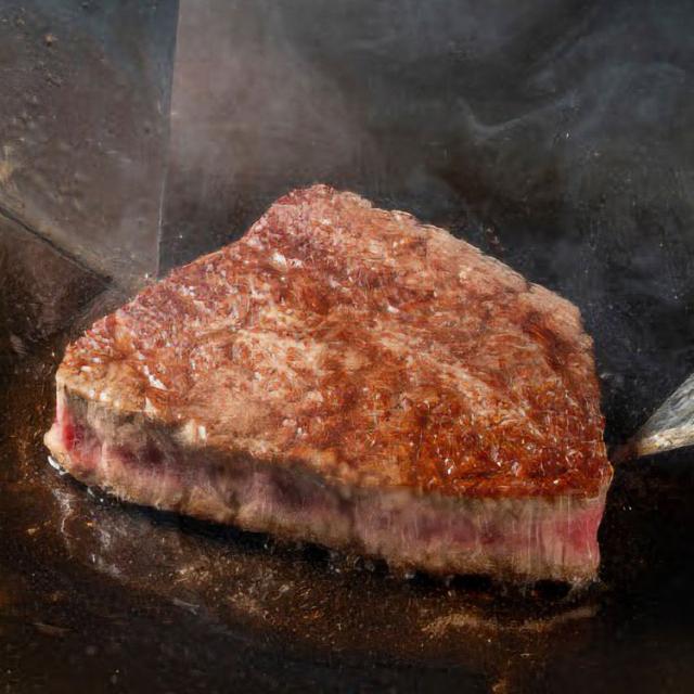 格之進 門崎 ステーキ ヒレ （100g×2枚） レビューを書いて送料無料 バーベキュー ギフトセット 和牛 焼肉 BBQ ギフト ステーキ肉 熟成肉 セット 国産 牛 ギフト 黒毛和牛 送料無料 御礼 ＜六本木/格之進＞_2