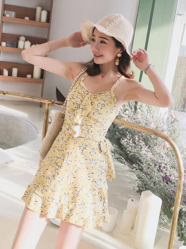 高い素材 ワンピース水着 韓国水着 体型カバー水着ワンピース40代 花柄 フリル バッククロス 巻きスカート風 大人かわいい フェミニン M L Xl リゾ 高級感 Farmerscentre Com Ng