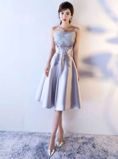 パーティードレス 春夏 結婚式 演奏会 大きいサイズ ひざ丈 Xライン ベアトップ フレア 個性的 刺繍 花柄 30代 フォーマル きれいめ パーティードレス 春夏 結婚式 演奏会 大きいサイズ ひざ丈 Xライン