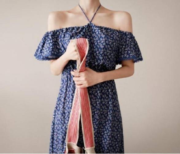 ロングワンピース オフショルダー トレンド 2色 フリル ロング丈