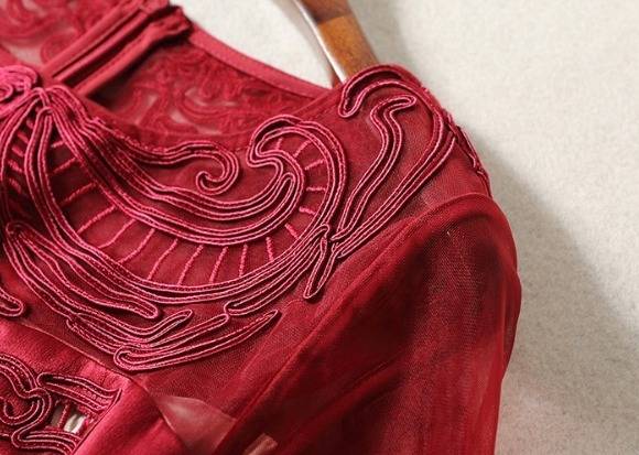 パーティードレス スリム 刺繍 七分袖 ボタニカル柄 タイト 膝上丈