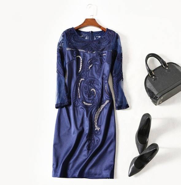 スリムドレス 2色 刺繍 ペイズリー 七分袖 レース ボートネック ミニ