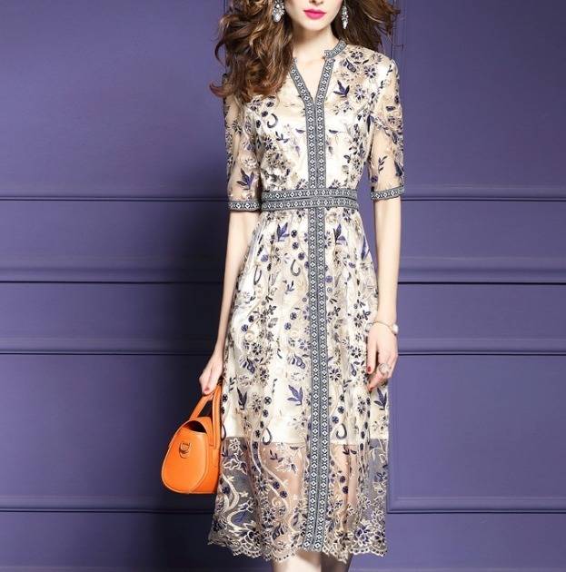 パーティードレス 花柄 レース 刺繍 ２色 半袖 ラインデザイン 膝下丈 ミディ丈 エレガント フェミニン パーティー 結婚式 二次会