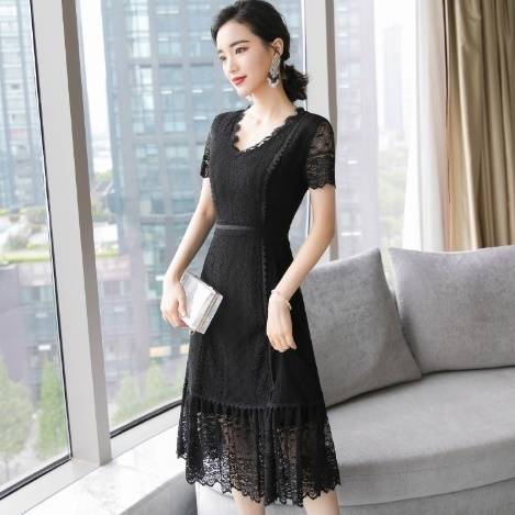 パーティードレス イブニングドレス 春夏 結婚式 二次会 披露宴 ブラック 大きいサイズ ひざ丈 ひざ下丈 半袖 袖あり Iライン Aライン フレア 刺繍 総レース 花柄 透け感 シースルー Vネック 20代 30代 フォーマル フェミニン ガーリー