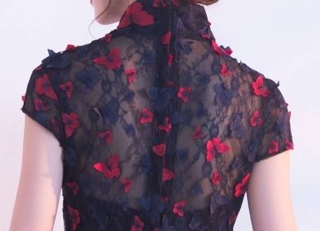 パーティードレス ショート 花柄 黒 スタンドカラー ハイネック